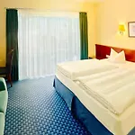 Hotell Neptun 4*