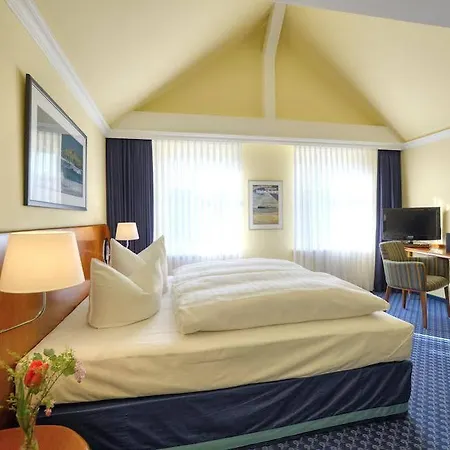 فندق Neptun 4*