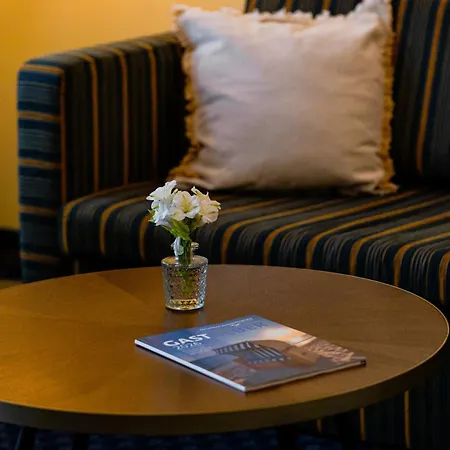 Neptun Hotell 4*
