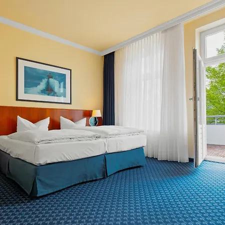 Neptun Hotel 4*
