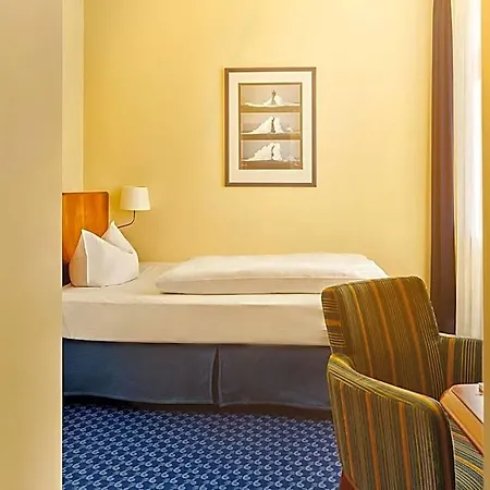 فندق Neptun 4*